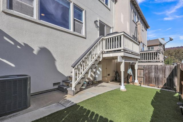 157 Bridle Point Cir, Copperopolis, CA 95228