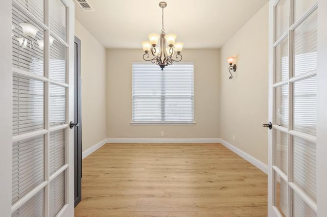 223 Thompson Drive, Van Alstyne, TX 75495