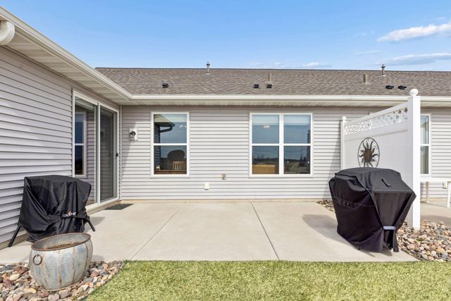 1232 Naser Way, New Richmond, WI 54017