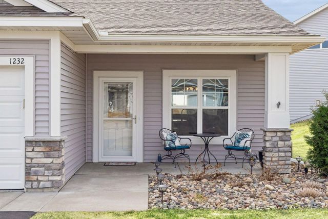 1232 Naser Way, New Richmond, WI 54017