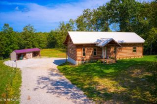 740 Rockview Rd, Jamestown, TN 38556