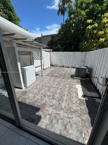 1180 W 42nd Place 1, Hialeah, FL 33012