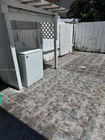 1180 W 42nd Place 1, Hialeah, FL 33012