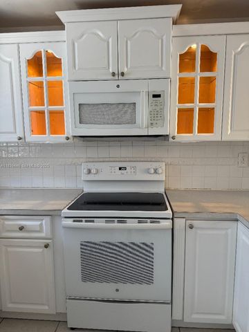 1180 W 42nd Place 1, Hialeah, FL 33012