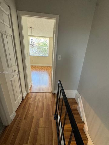 1180 W 42nd Place 1, Hialeah, FL 33012