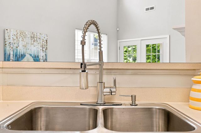 8405 Whisper Ridge Place, Raleigh, NC 27613