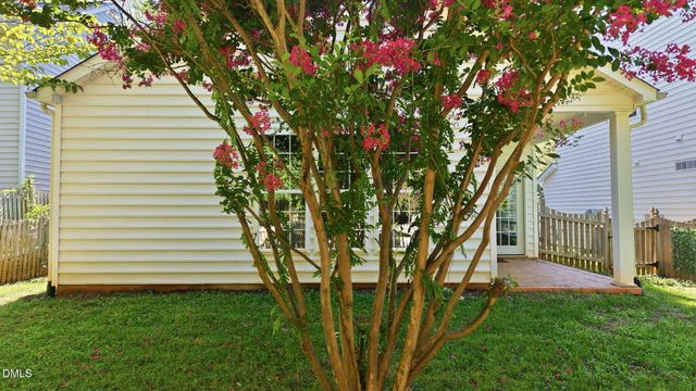 8405 Whisper Ridge Place, Raleigh, NC 27613