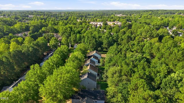 8405 Whisper Ridge Place, Raleigh, NC 27613