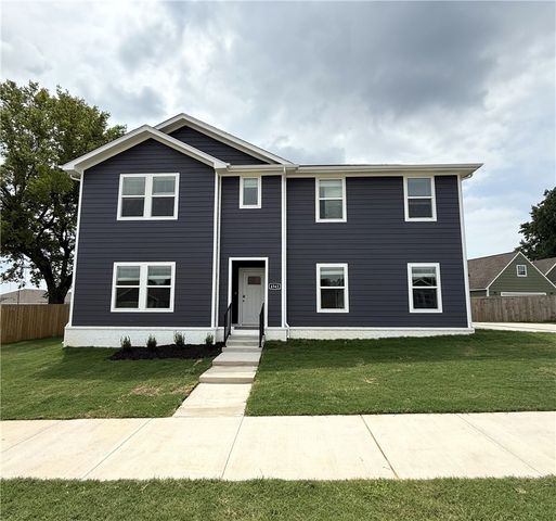 500 Kellyann Street, Prairie Grove, AR 72753