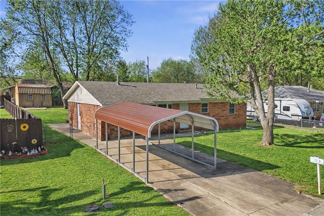 73 Elmwood Street, West Fork, AR 72774