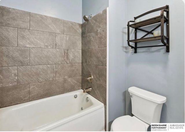 7904 Aspen Court, La Vista, NE 68128