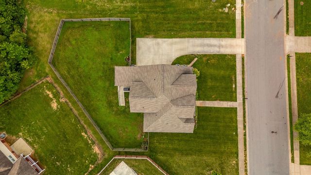 1184 Wicke Rd, Adams, TN 37010