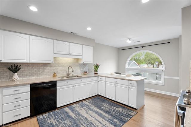 109 Pembrooke Ridge Court, Bermuda Run, NC 27006
