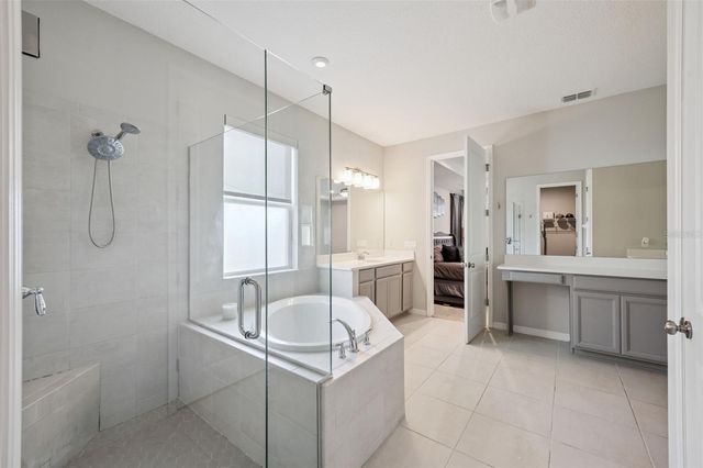 1218 HILLCREST VIEW LOOP, Apopka, FL 32703