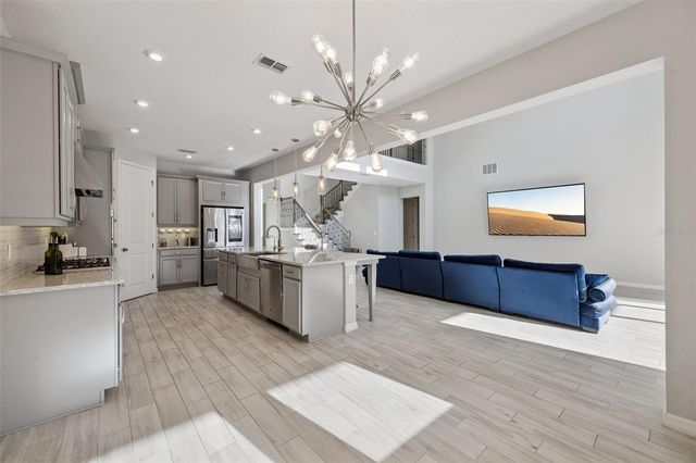 1218 HILLCREST VIEW LOOP, Apopka, FL 32703