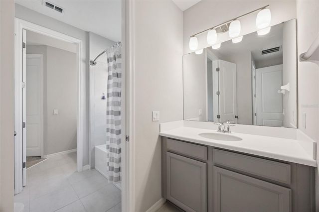 1218 HILLCREST VIEW LOOP, Apopka, FL 32703