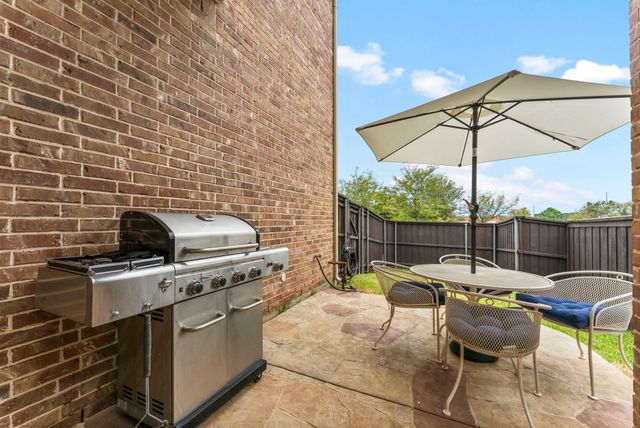 1478 Cambridge Drive, Lewisville, TX 75077