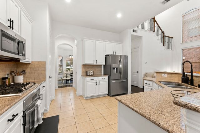 1478 Cambridge Drive, Lewisville, TX 75077