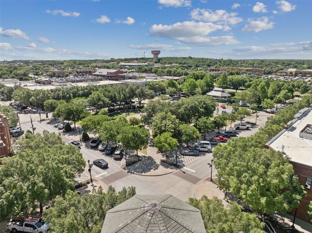 225 Park Ridge Boulevard, Southlake, TX 76092
