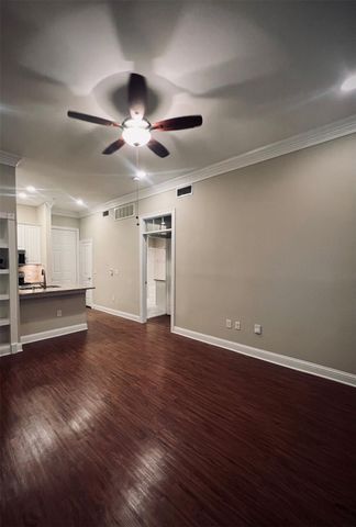 5353 Memorial Drive 4018, Houston, TX 77007