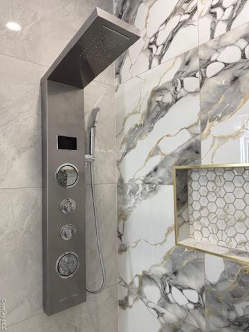 71 Cedar Street, Hicksville, NY 11801