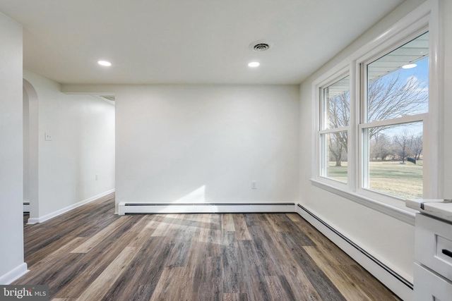 4081 MULBERRY LN, Dover, PA 17315