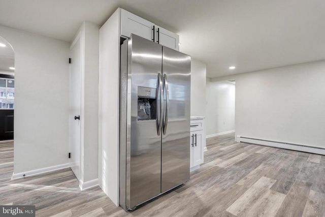 4081 MULBERRY LN, Dover, PA 17315