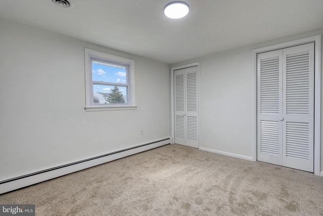 4081 MULBERRY LN, Dover, PA 17315