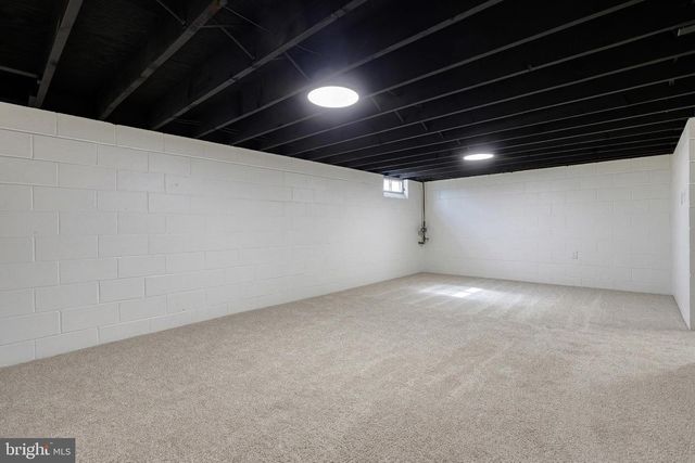 4081 MULBERRY LN, Dover, PA 17315