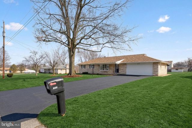 4081 MULBERRY LN, Dover, PA 17315