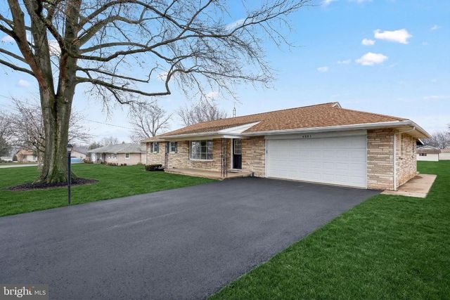 4081 MULBERRY LN, Dover, PA 17315