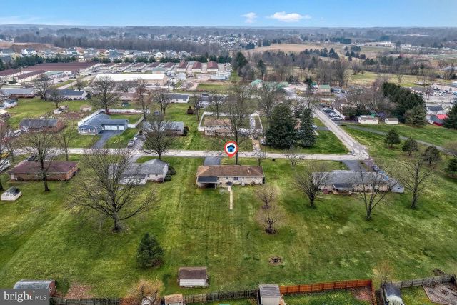 4081 MULBERRY LN, Dover, PA 17315