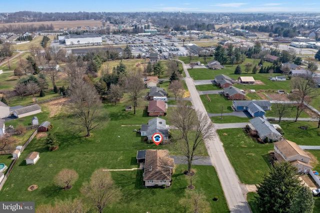 4081 MULBERRY LN, Dover, PA 17315