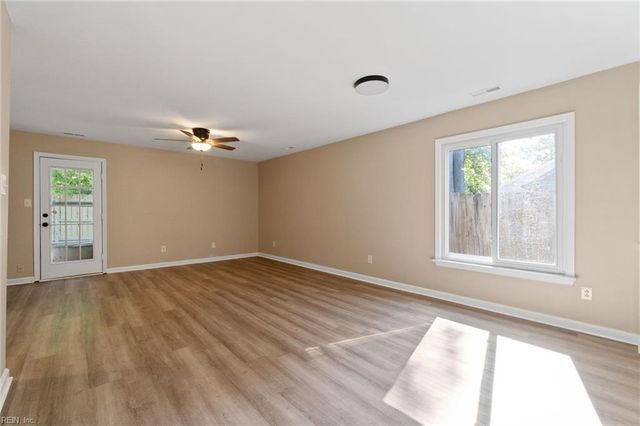 5416 Heatherton CT, Virginia Beach, VA 23462