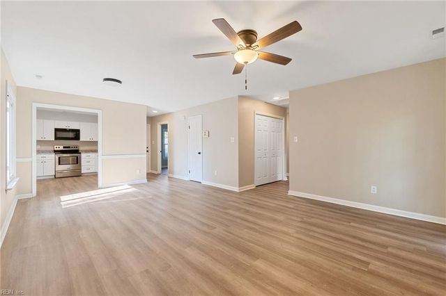 5416 Heatherton CT, Virginia Beach, VA 23462