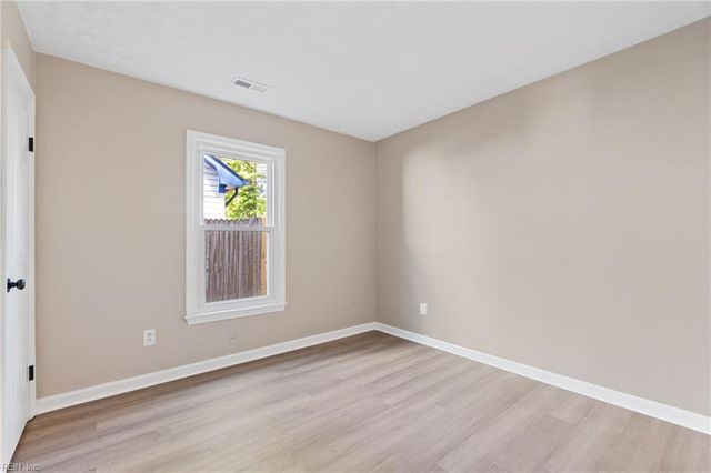 5416 Heatherton CT, Virginia Beach, VA 23462