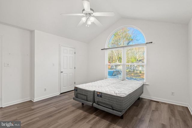 1 SURFERS WAY, Ocean Pines, MD 21811