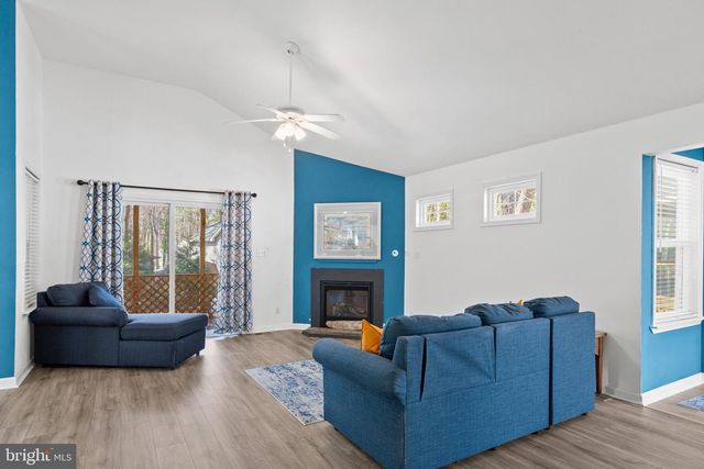 1 SURFERS WAY, Ocean Pines, MD 21811