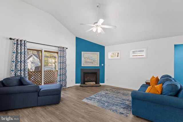 1 SURFERS WAY, Ocean Pines, MD 21811