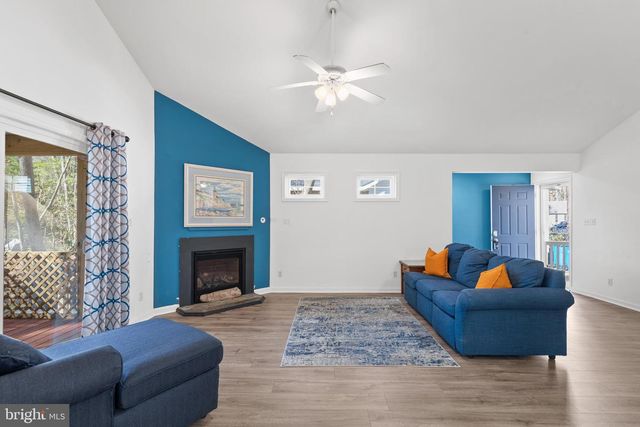 1 SURFERS WAY, Ocean Pines, MD 21811