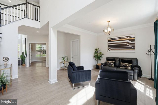 11801 DINWIDDIE DR, Rockville, MD 20852