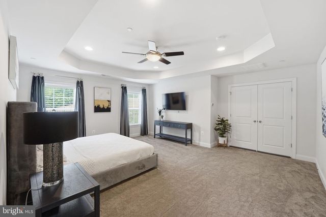 11801 DINWIDDIE DR, Rockville, MD 20852