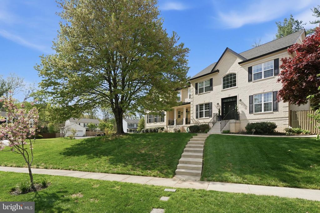Image 50 of property listing at 11801 DINWIDDIE DR, Rockville, MD 20852