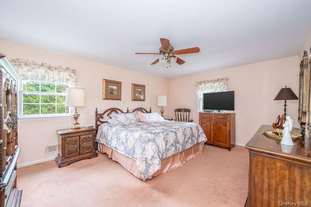 40 Hanson Lane, New Rochelle, NY 10804