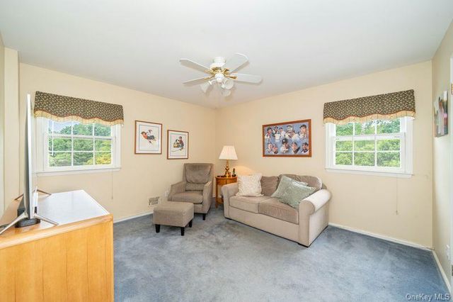 40 Hanson Lane, New Rochelle, NY 10804
