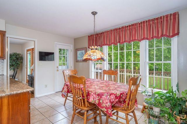 40 Hanson Lane, New Rochelle, NY 10804