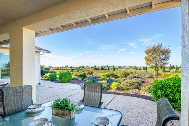 2507 Walden View Ln, Lincoln, CA 95648
