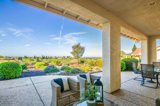 2507 Walden View Ln, Lincoln, CA 95648