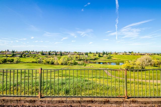 2507 Walden View Ln, Lincoln, CA 95648