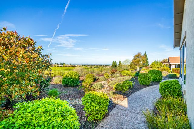 2507 Walden View Ln, Lincoln, CA 95648